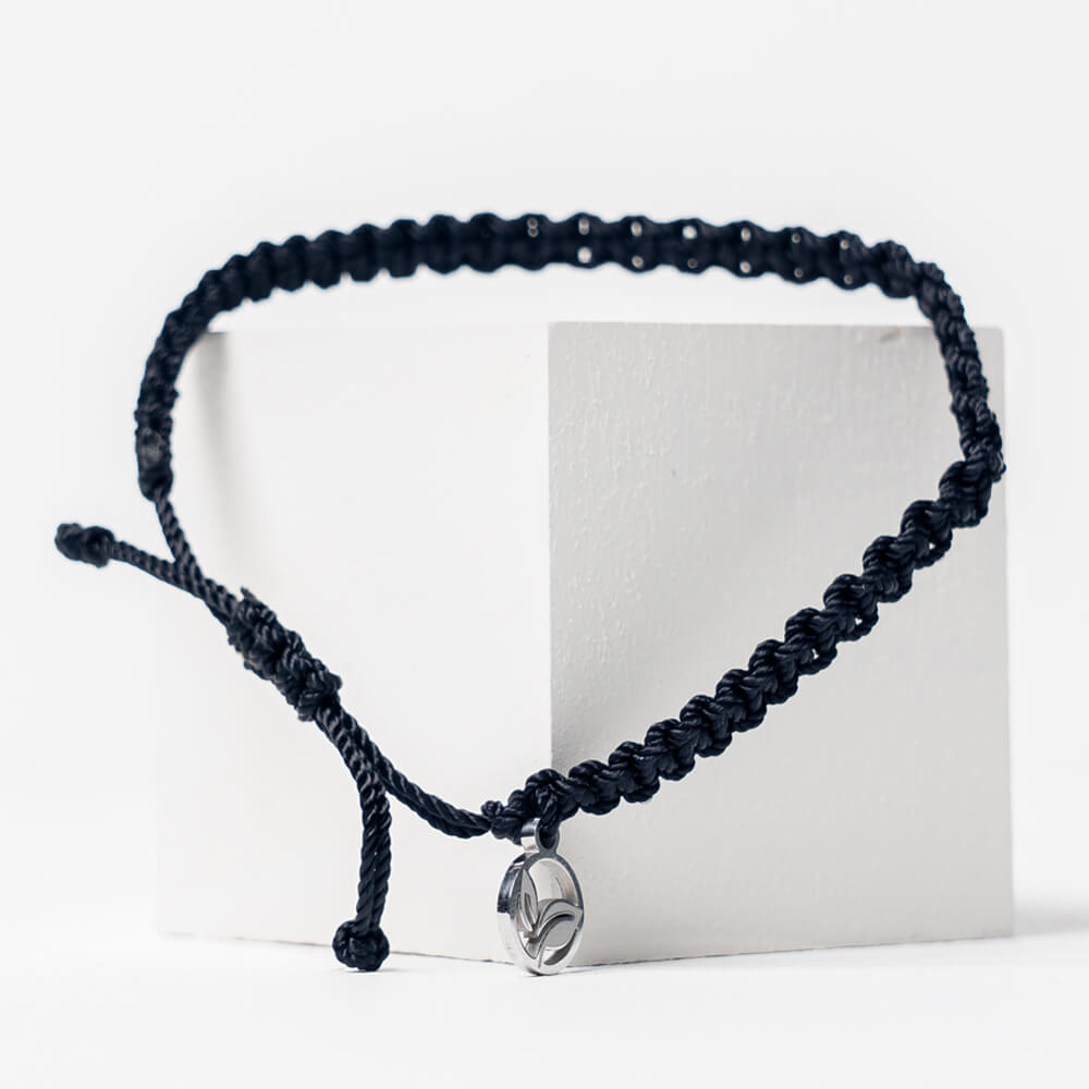 CARBON NEGATIVE BRAIDED BRACELET 🌲